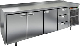 Стол морозильный HICOLD BN 1113/BT (R290)